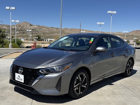 Used 2024 Nissan Sentra SV image 3