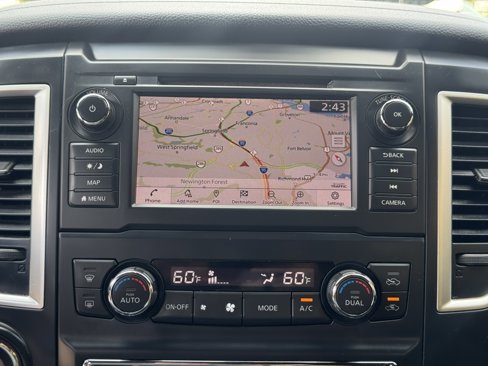 Used 2019 Nissan Titan SV w/ SV Convenience Package image 18