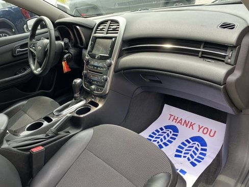 Used 2015 Chevrolet Malibu LT w/ Power Convenience Package image 34