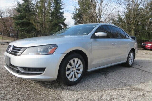 Used 2014 Volkswagen Passat 1.8T Wolfsburg Edition image 5