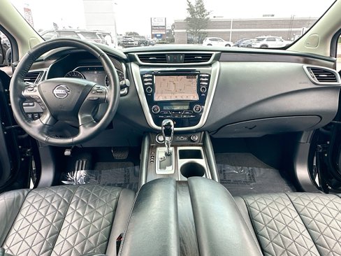 Used 2020 Nissan Murano Platinum image 3