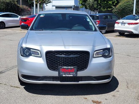 Certified 2022 Chrysler 300 Touring w/ Sport Appearance Package image 2