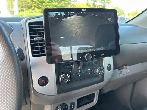 Used 2018 Nissan Frontier SV image 22
