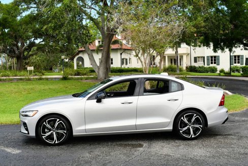Used 2024 Volvo S60 B5 Core w/ Climate Package image 23