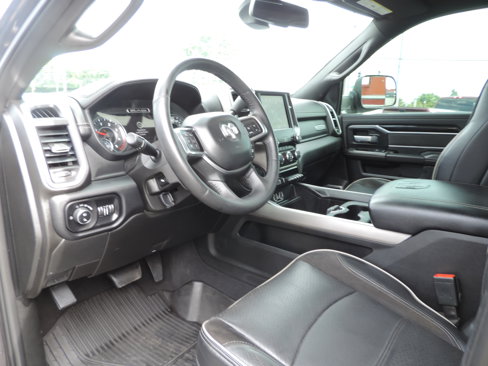 Used 2020 RAM 2500 Laramie w/ Night Edition image 7