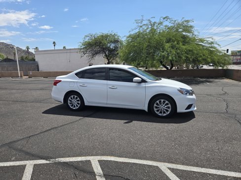 Used 2019 Nissan Sentra SV image 4