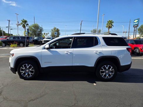 Used 2023 GMC Acadia SLT image 3