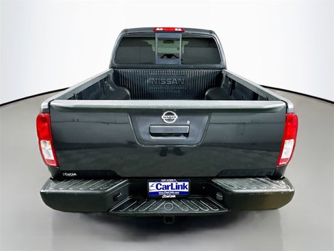 Used 2015 Nissan Frontier SV image 22