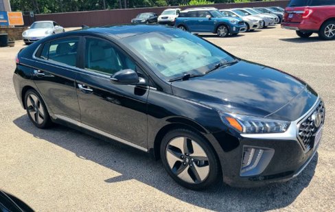 Used 2022 Hyundai Ioniq Limited image 1