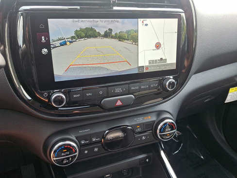 Used 2023 Kia Soul EX image 24