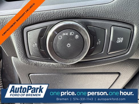 Used 2020 Ford Edge SE image 17