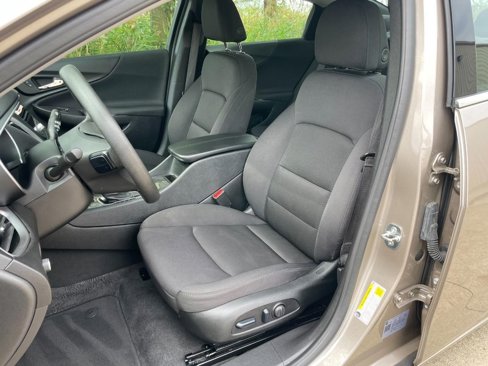 Used 2024 Chevrolet Malibu LT image 17