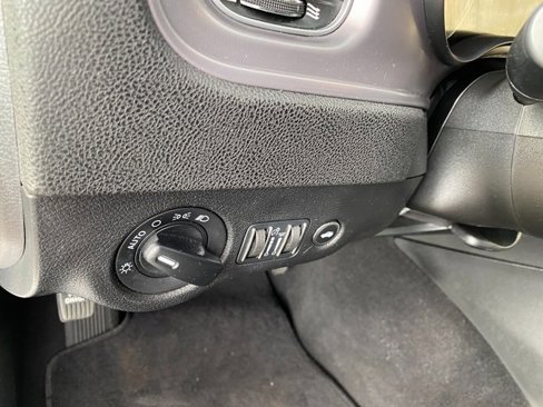 Used 2023 Dodge Charger SXT image 18