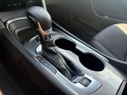 Used 2024 Chevrolet Malibu LT image 21