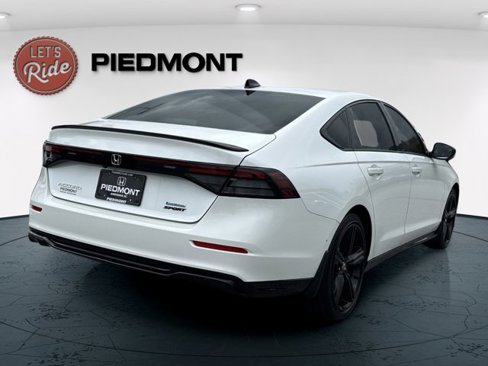Used 2023 Honda Accord Sport image 14