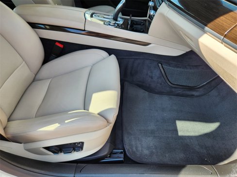 Used 2011 BMW 750Li xDrive image 17