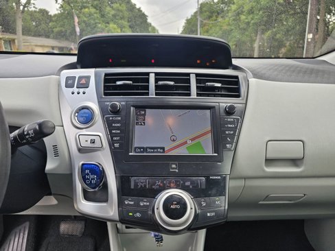 Used 2012 Toyota Prius V Two image 12