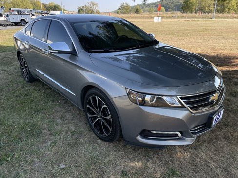 Used 2017 Chevrolet Impala Premier w/ Enhanced Convenience Package image 9