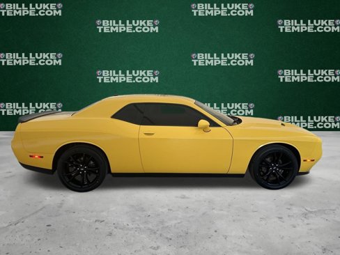 Used 2017 Dodge Challenger SXT w/ Blacktop Package image 5