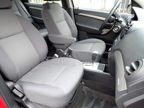 Used 2009 Chevrolet Aveo LT w/ Power and Convenience Package image 6