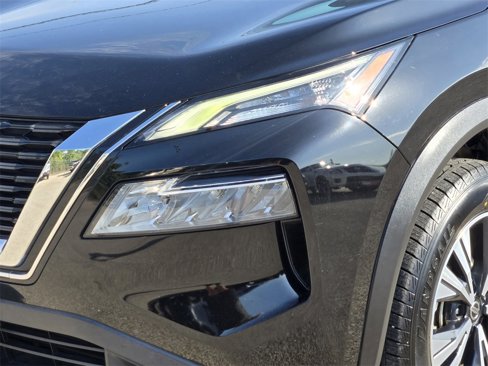 Used 2021 Nissan Rogue SV w/ Premium Package image 7