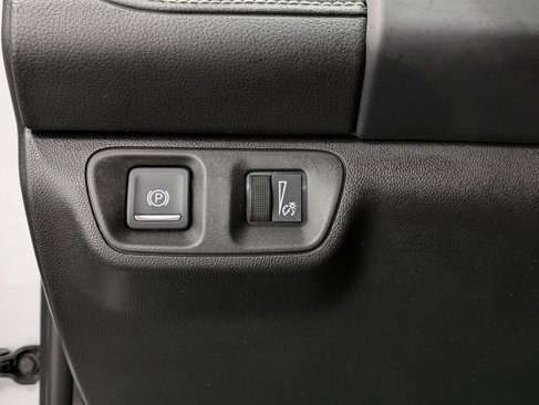 Used 2022 GMC Acadia SLE w/ Driver Convenience Package image 20