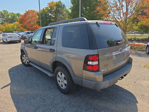 Used 2006 Ford Explorer XLT image 7