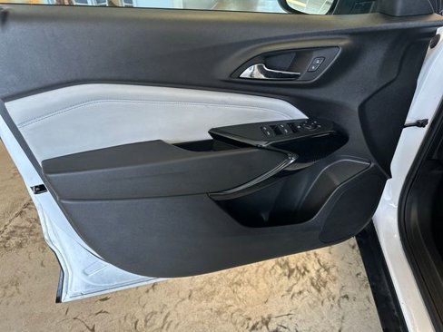 Used 2024 Chevrolet Trax LT image 12