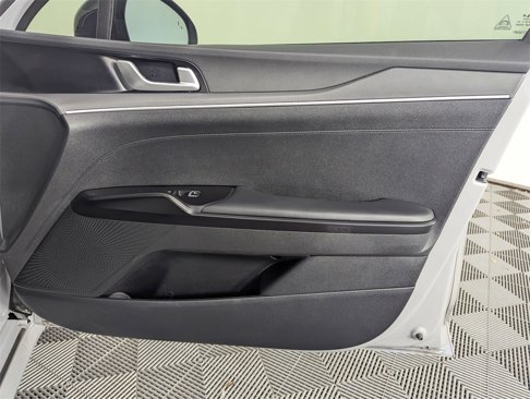 Used 2024 Kia K5 GT-Line image 33