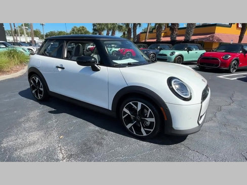 Certified 2025 MINI Cooper S image 26