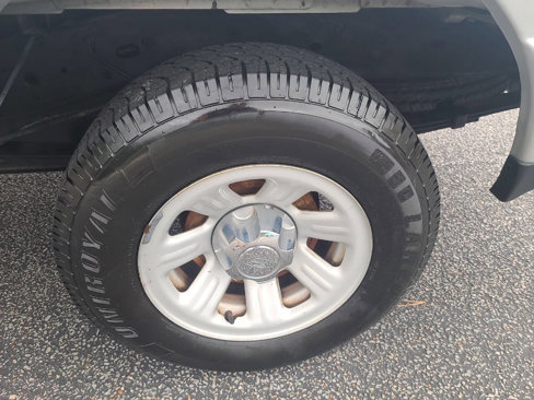 Used 2009 Ford Ranger XLT image 12