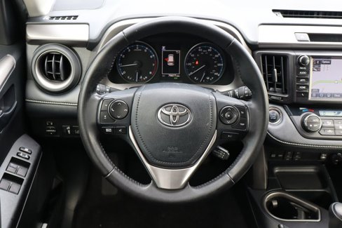 Used 2018 Toyota RAV4 XLE image 15