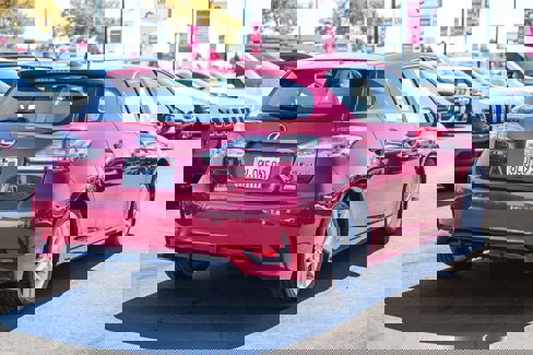 Used 2016 Lexus CT 200h image 4