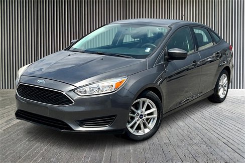 Used 2018 Ford Focus SE image 1