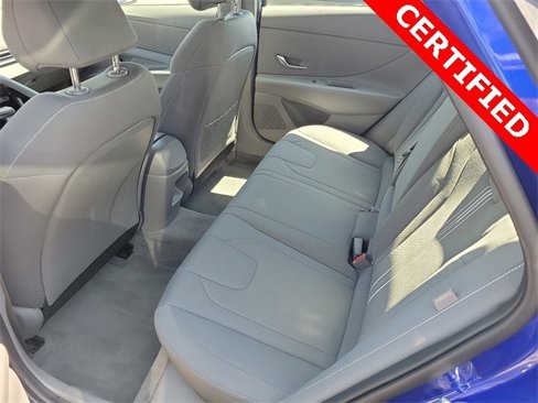Certified 2024 Hyundai Elantra SEL w/ Convenience Package image 16