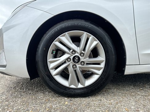 Used 2020 Hyundai Elantra SEL image 12
