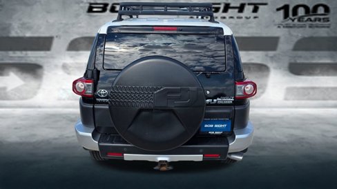 Used 2013 Toyota FJ Cruiser 4WD image 5