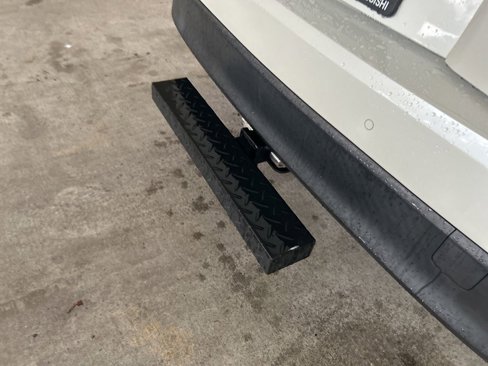 Used 2019 Toyota Prius L Eco image 19