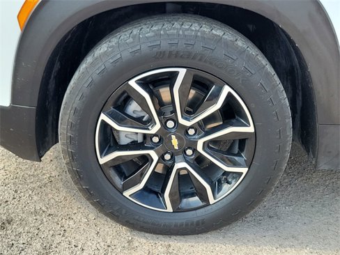 Certified 2023 Chevrolet TrailBlazer ACTIV w/ Sun and Liftgate Package image 33