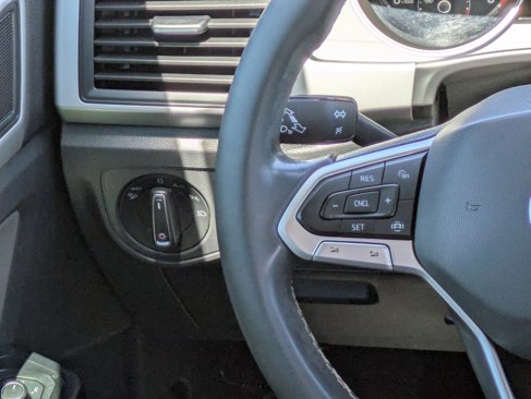 Used 2021 Volkswagen Atlas SE image 24