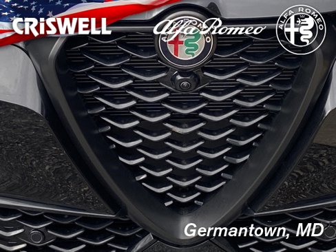 New 2024 Alfa Romeo Tonale Veloce image 11