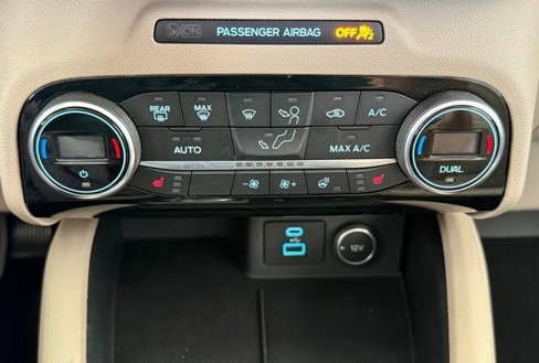 Used 2021 Ford Escape SE w/ Convenience Package image 11