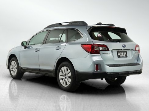 Used 2017 Subaru Outback 2.5i Premium image 3