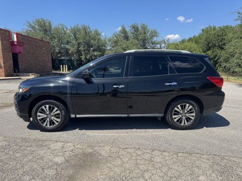 Used 2020 Nissan Pathfinder SL image 4