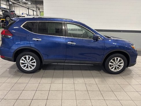 Certified 2020 Nissan Rogue SV image 4
