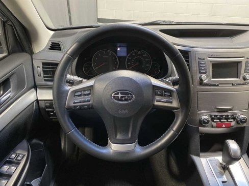 Used 2014 Subaru Outback 2.5i Premium image 15