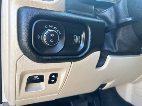 Used 2020 RAM 1500 Lone Star image 27