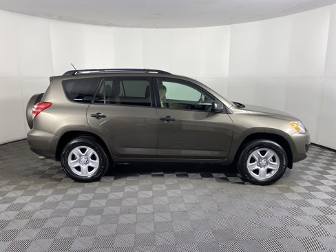 Used 2012 Toyota RAV4 4WD image 2