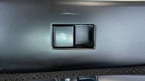 Used 2012 Chevrolet Cruze LT image 18