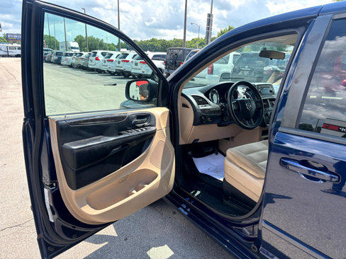 Used 2016 Dodge Grand Caravan SE w/ Quick Order Package 29E SE image 17